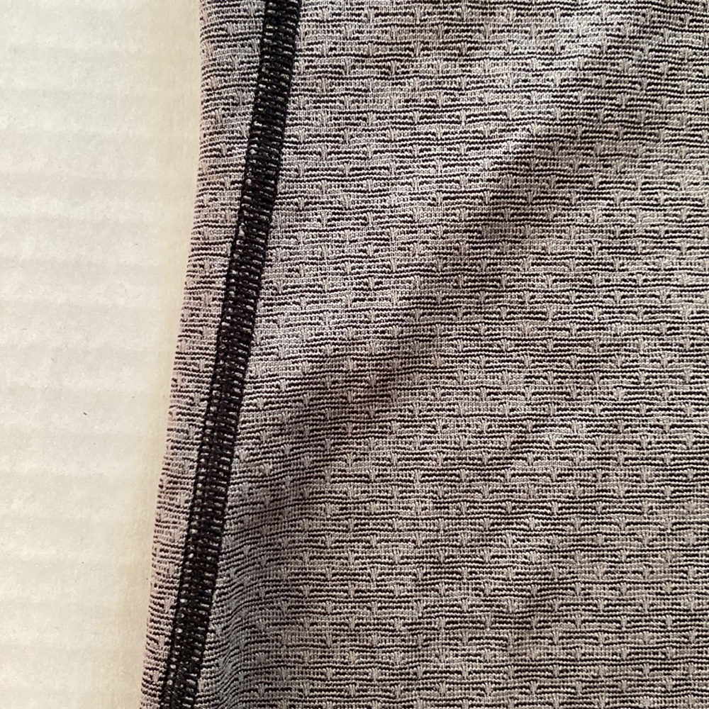 Outdoor Voices Breathable Yoga Tank - Razorback - Picture 3 of 5